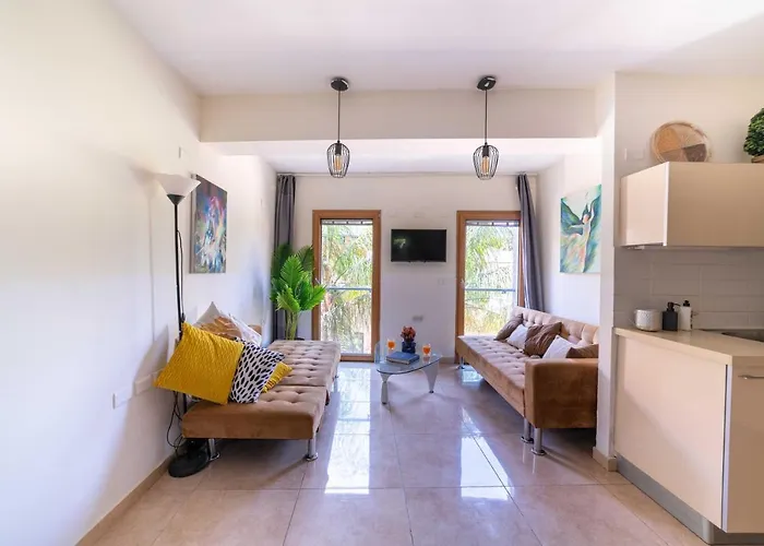 Art Apartment In Mamila - King David Residence