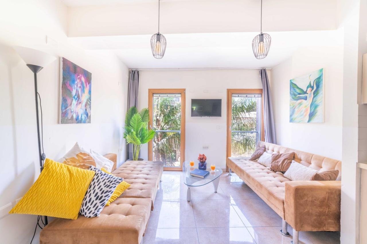 Art In Mamila - King David Apartment *