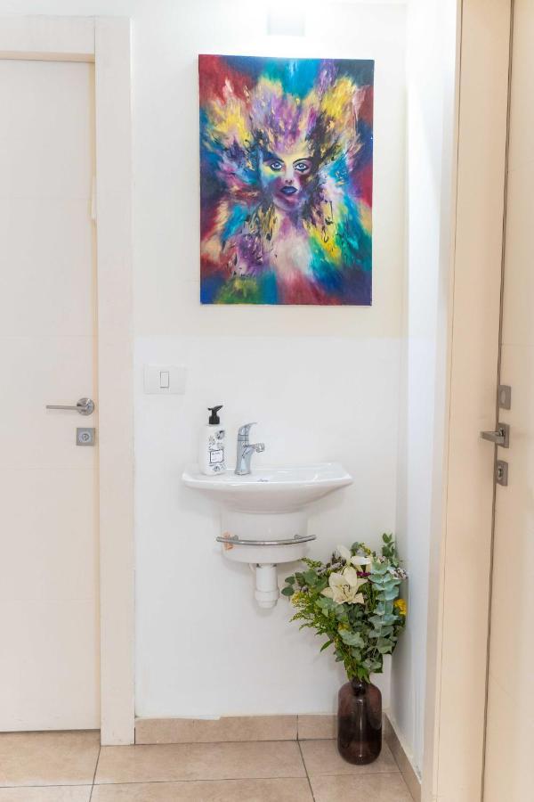 Art In Mamila - King David